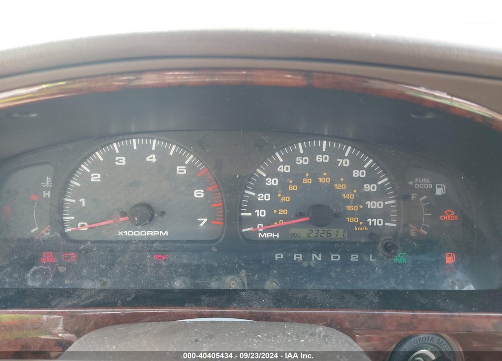 2000 TOYOTA 4RUNNER LIMITED V6 VIN: JT3GN87R8Y0159772