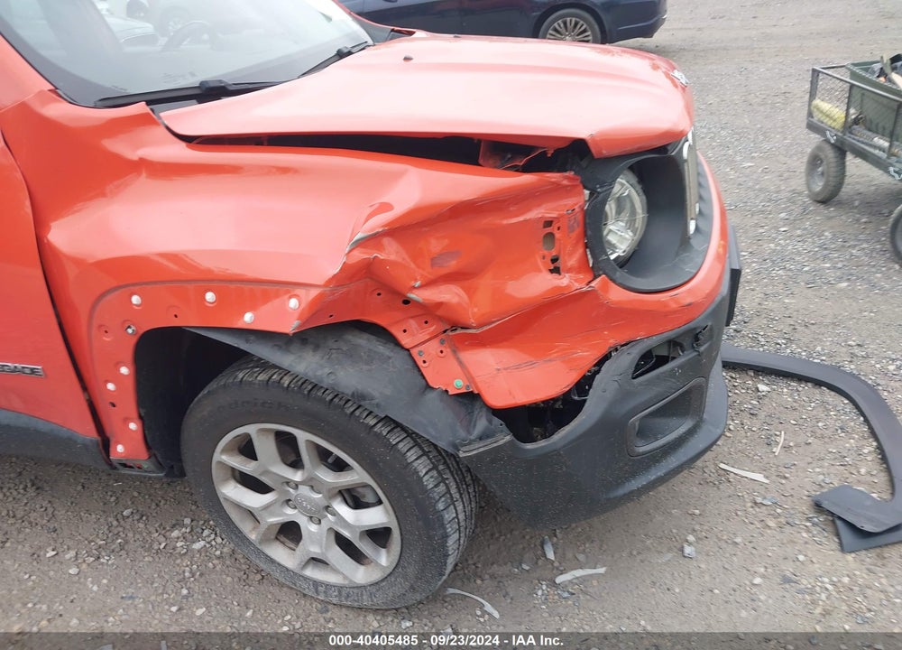 2017 JEEP RENEGADE LATITUDE 4X4 VIN: ZACCJBBB2HPG52855