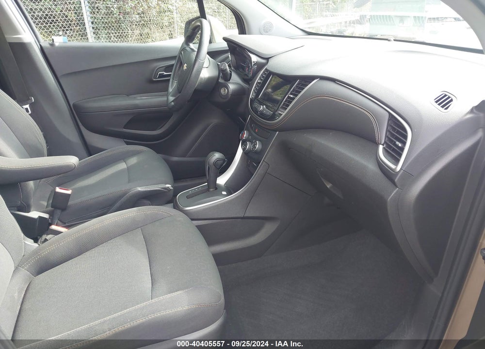2018 CHEVROLET TRAX LS VIN: 3GNCJKSB3JL299841