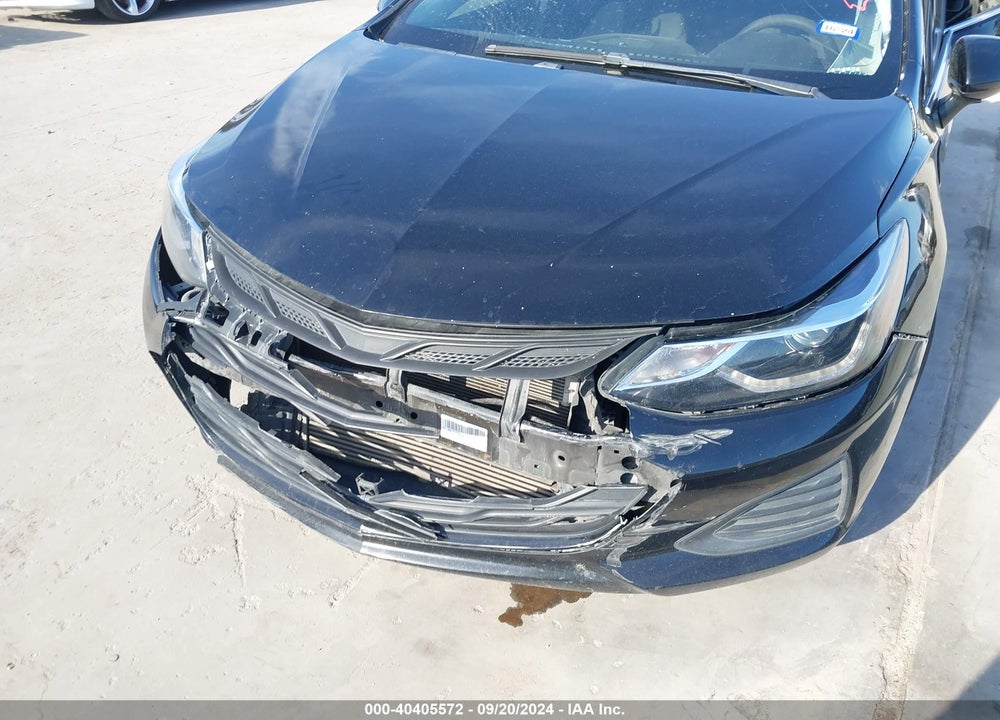 2019 CHEVROLET CRUZE LT VIN: 1G1BE5SM7K7115768