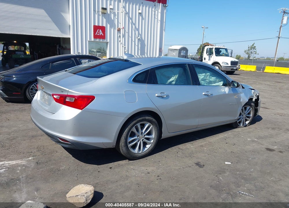 2018 CHEVROLET MALIBU LT VIN: 1G1ZD5ST1JF139920