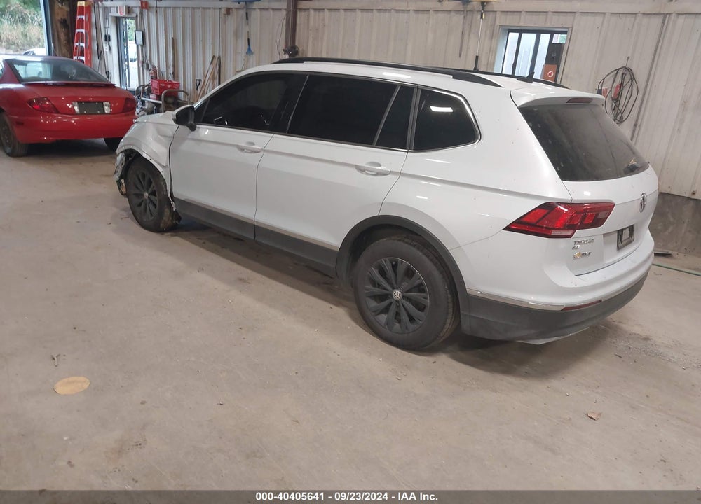 2018 VOLKSWAGEN TIGUAN 2.0T SE/2.0T SEL VIN: 3VV2B7AX5JM115345