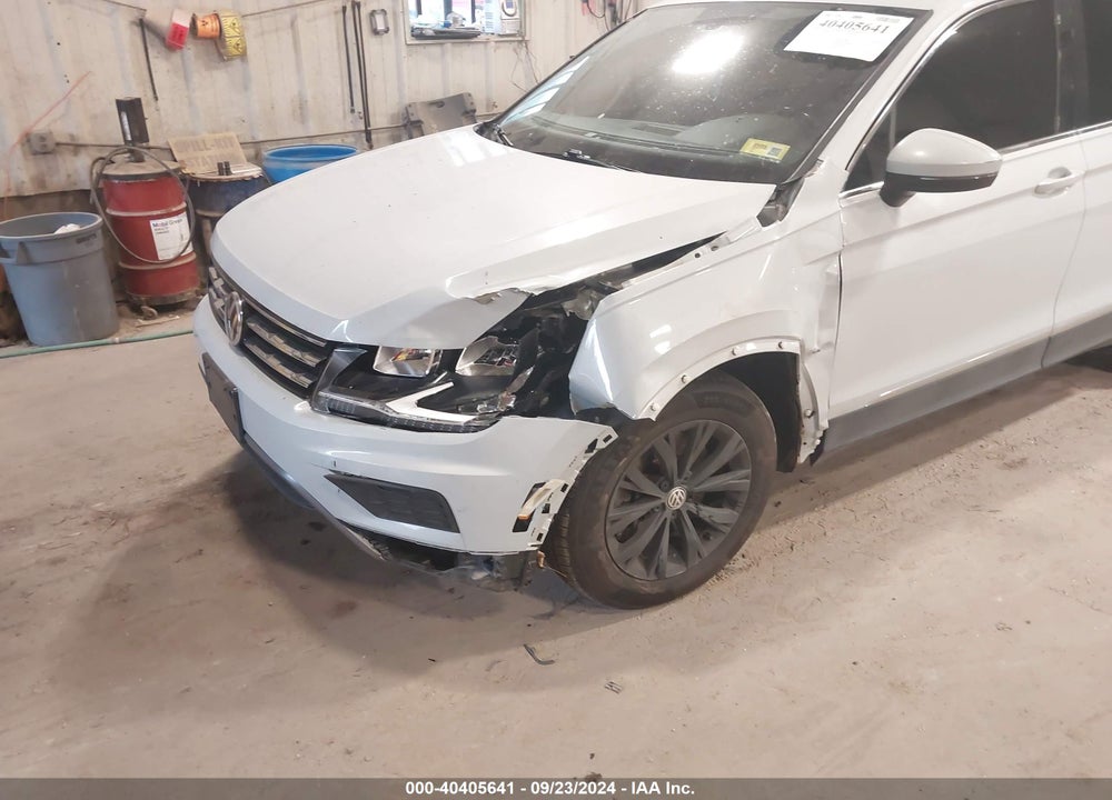 2018 VOLKSWAGEN TIGUAN 2.0T SE/2.0T SEL VIN: 3VV2B7AX5JM115345