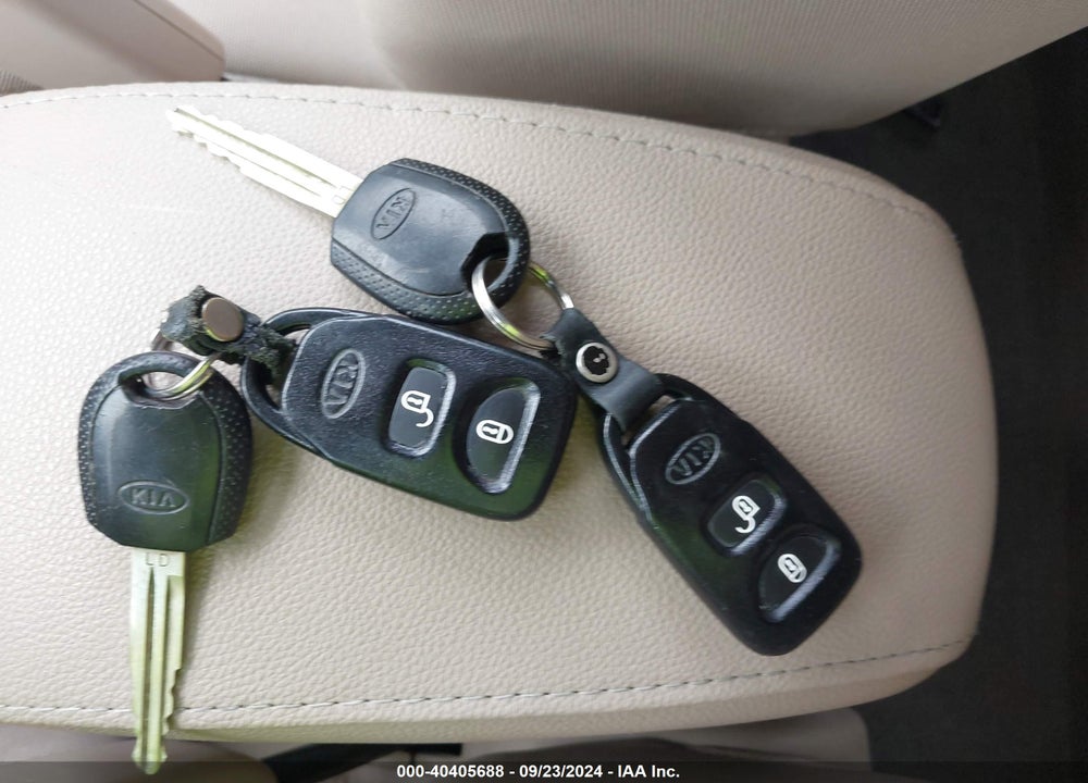 2009 KIA SPORTAGE LX VIN: KNDJF724897635080