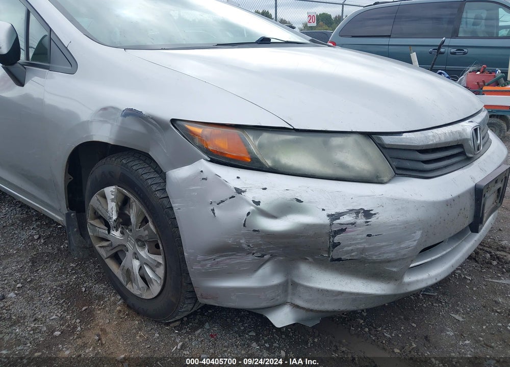 2012 HONDA CIVIC LX VIN: 2HGFB2F57CH590203