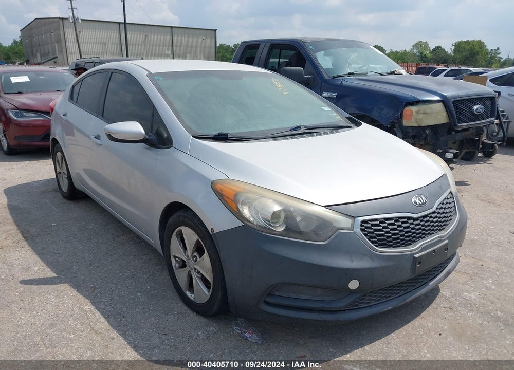 2015 KIA FORTE LX VIN: KNAFK4A60F5391559