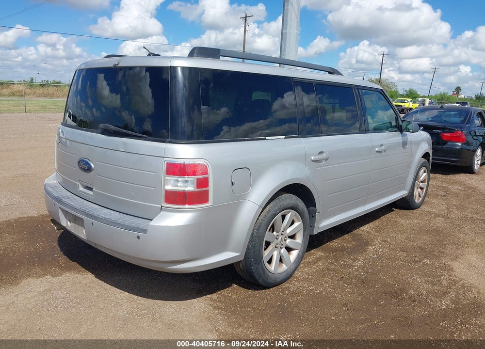2009 FORD FLEX SE VIN: 2FMDK51C49BA03167