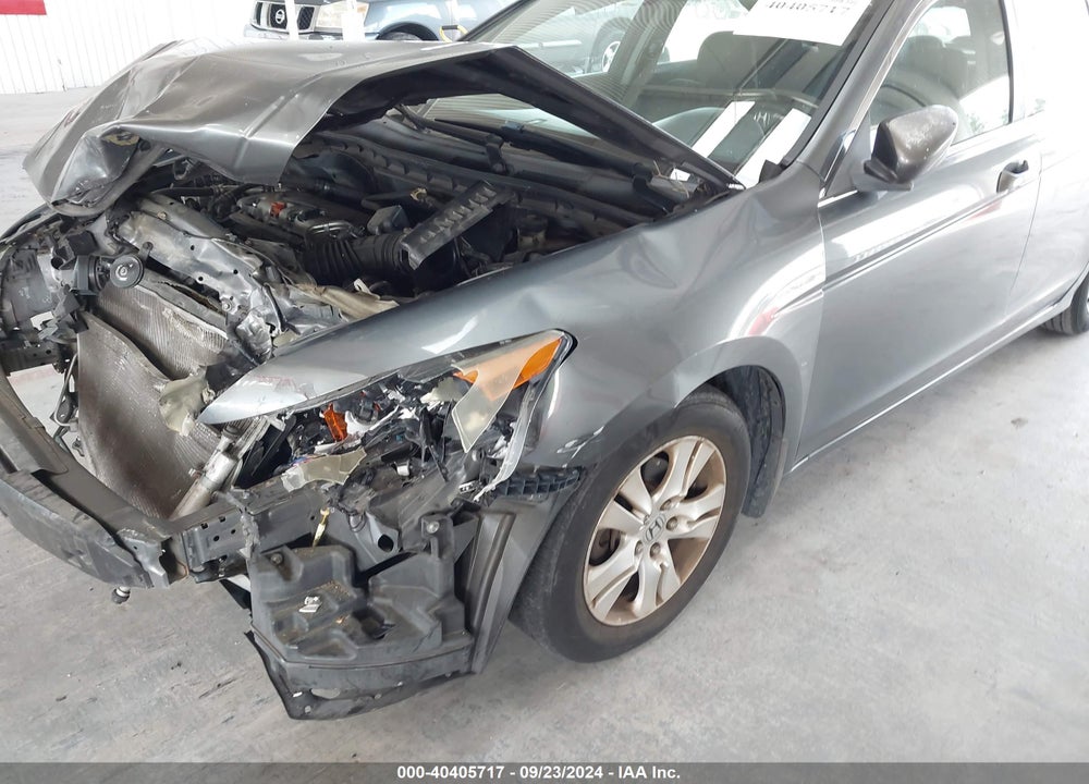 2010 HONDA ACCORD VIN: 1HGCP2F41AA017952