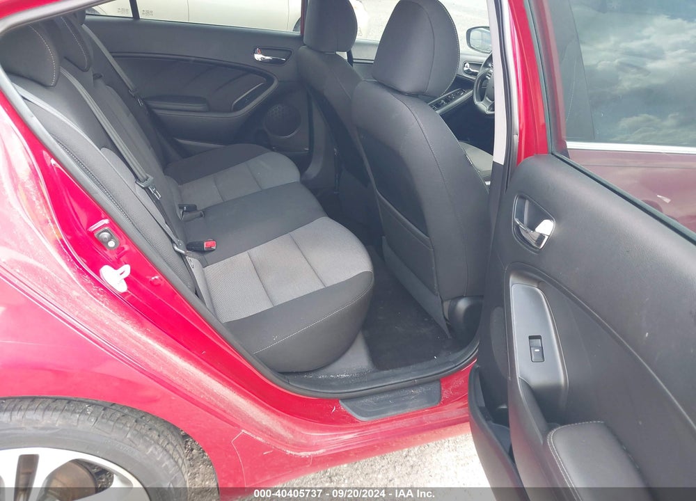 2016 KIA FORTE EX VIN: KNAFX4A85G5612884