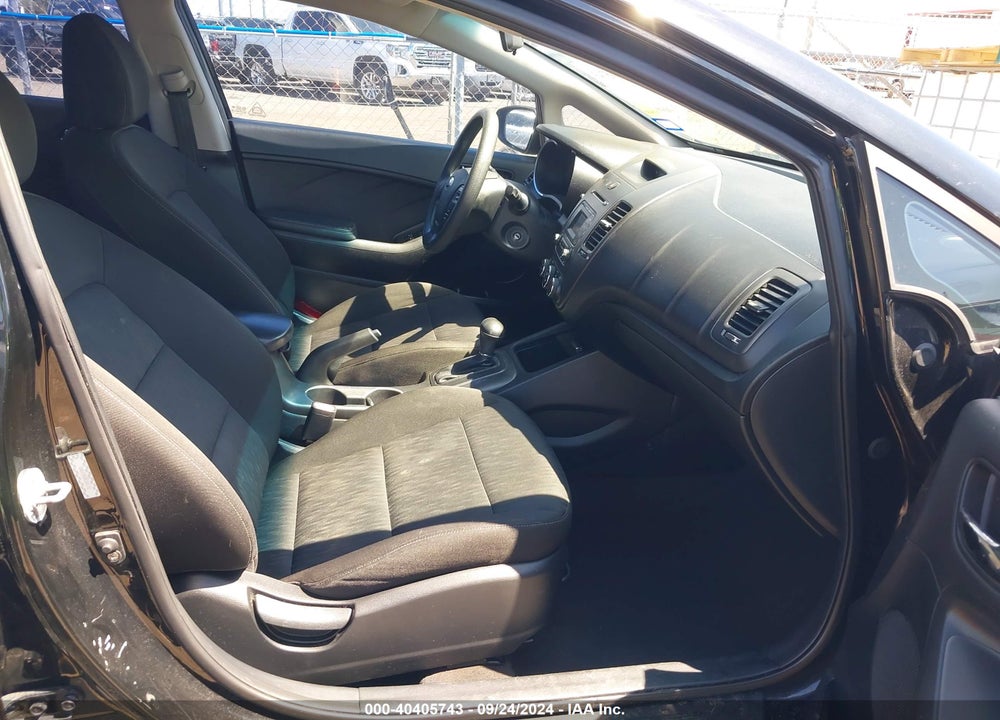 2016 KIA FORTE LX VIN: KNAFK4A6XG5605765