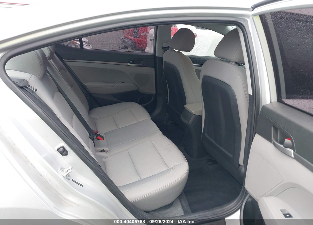2018 HYUNDAI ELANTRA SE VIN: 5NPD74LF7JH259545