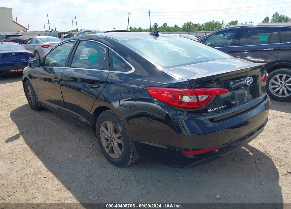 2015 HYUNDAI SONATA SE VIN: 5NPE24AF8FH208553