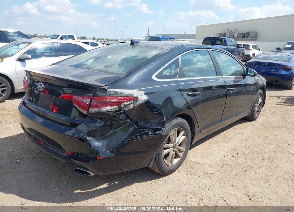2015 HYUNDAI SONATA SE VIN: 5NPE24AF8FH208553