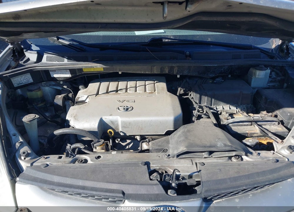 2010 TOYOTA SIENNA XLE VIN: 5TDDK4CC4AS028973