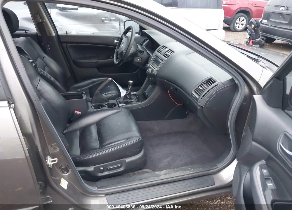 2006 HONDA ACCORD 3.0 EX VIN: 1HGCM65586A049170