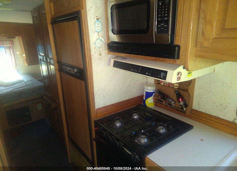 1992 SPARTAN MOTORS MOTORHOME VIN: 4S7KT9T15NC007376