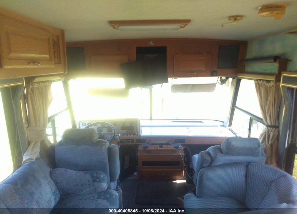 1992 SPARTAN MOTORS MOTORHOME VIN: 4S7KT9T15NC007376