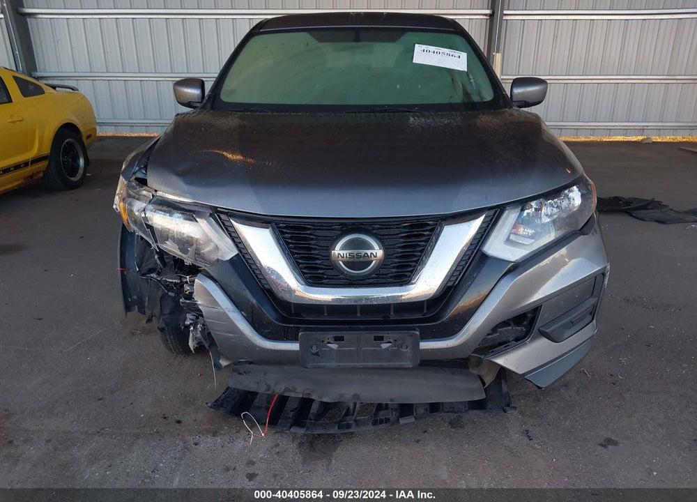 2018 NISSAN ROGUE S VIN: KNMAT2MV8JP562413