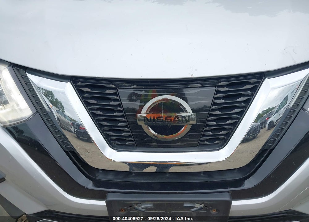 2017 NISSAN ROGUE S VIN: KNMAT2MVXHP604638
