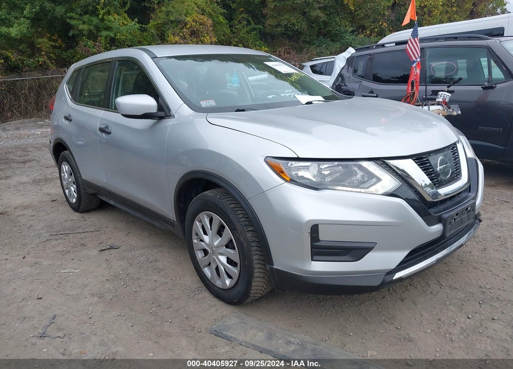 2017 NISSAN ROGUE S VIN: KNMAT2MVXHP604638