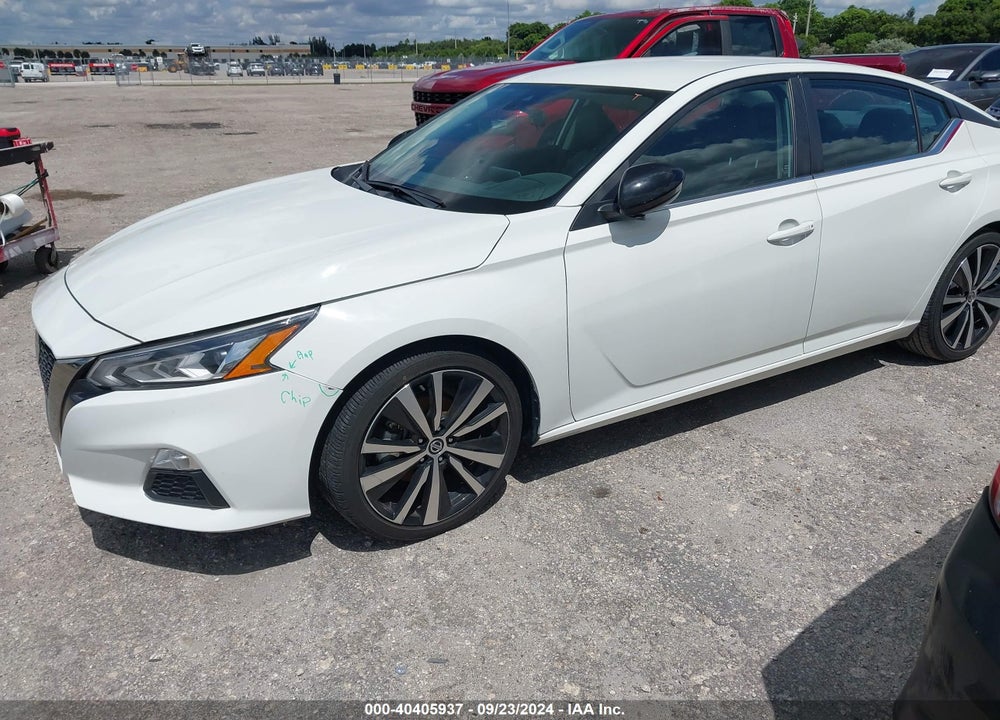 2022 NISSAN ALTIMA SR FWD VIN: 1N4BL4CV1NN303464