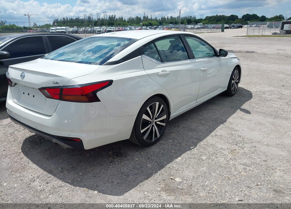 2022 NISSAN ALTIMA SR FWD VIN: 1N4BL4CV1NN303464