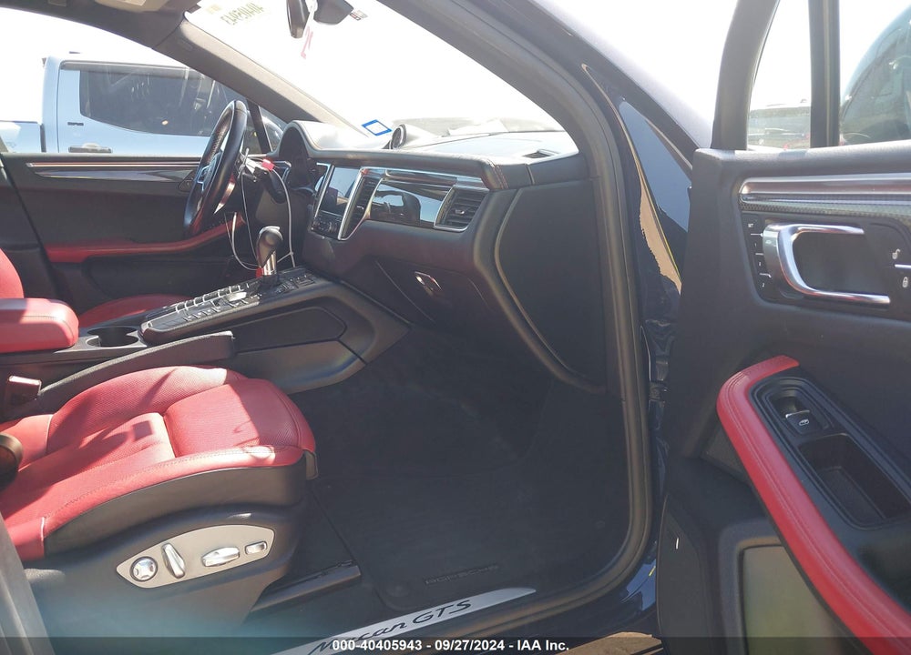 2018 PORSCHE MACAN GTS VIN: WP1AG2A53JLB63407