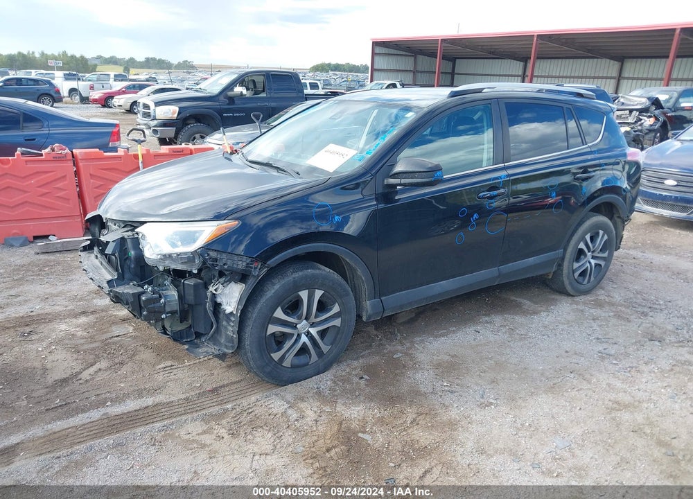 2018 TOYOTA RAV4 LE VIN: 2T3BFREV3JW805956