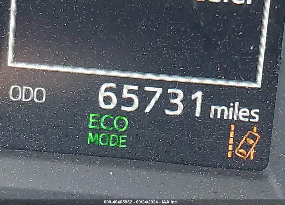 2018 TOYOTA RAV4 LE VIN: 2T3BFREV3JW805956