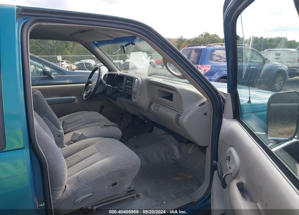 1997 GMC SIERRA 2500 HD SL VIN: 1GTGC29J7VE547399