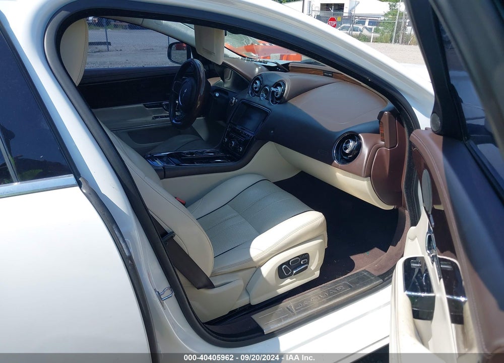 2014 JAGUAR XJ XJL PORTFOLIO VIN: SAJWJ2GDXE8V64681