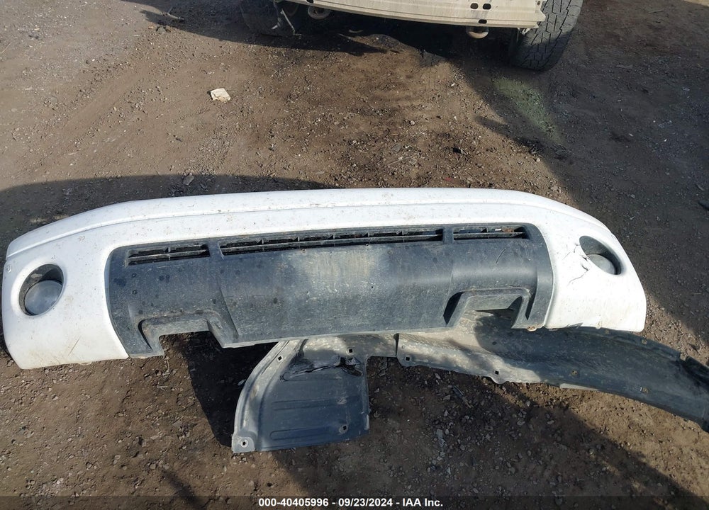 2011 TOYOTA TUNDRA LIMITED 5.7L V8 VIN: 5TFHY5F19BX178461