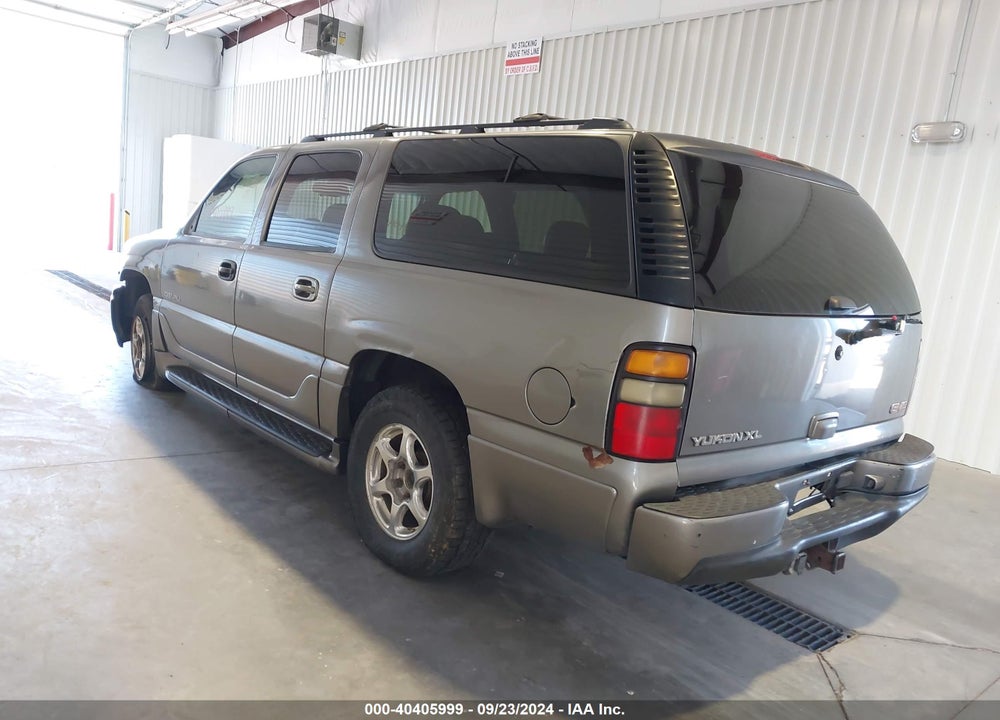 2005 GMC YUKON XL 1500 DENALI VIN: 1GKFK66U75J233400