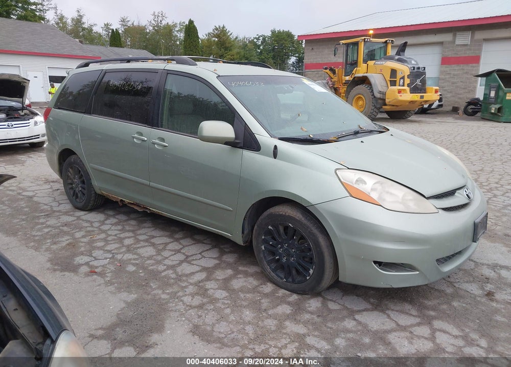 2008 TOYOTA SIENNA XLE VIN: 5TDZK22C28S171054