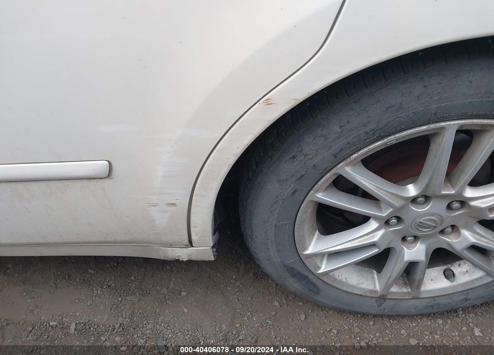 2004 NISSAN MAXIMA 3.5 SE VIN: 1N4BA41E24C833848