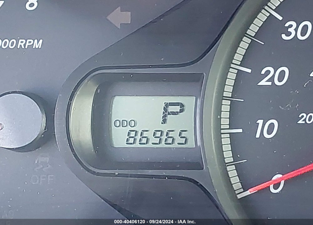 2014 TOYOTA SIENNA LE V6 8 PASSENGER VIN: 5TDKK3DC7ES456977