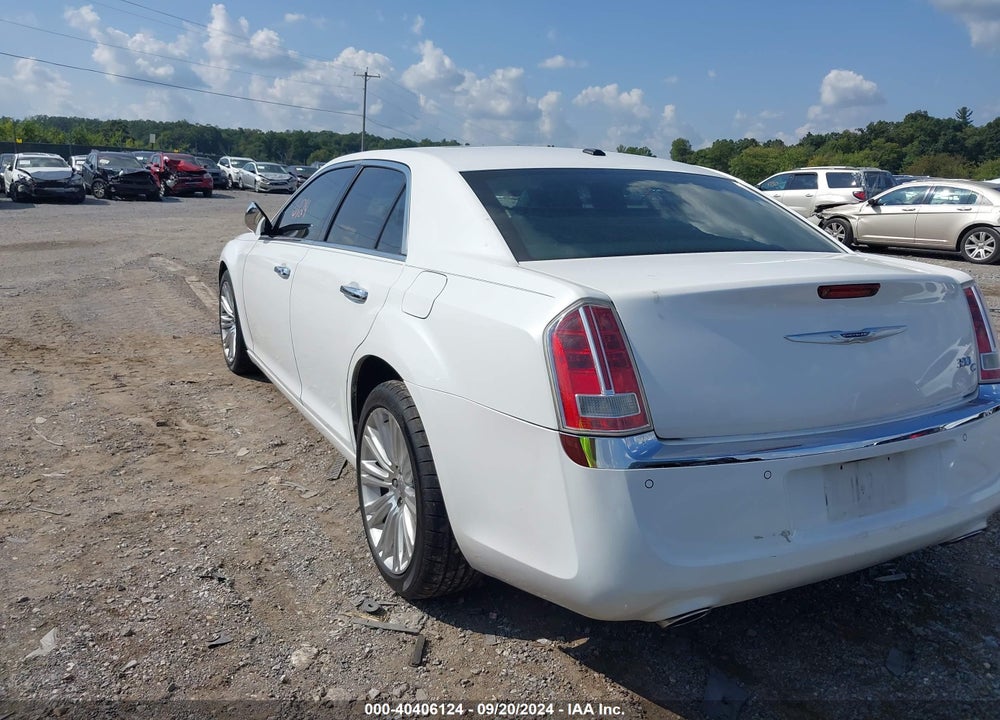 2011 CHRYSLER 300C VIN: 2C3CA6CT4BH559184