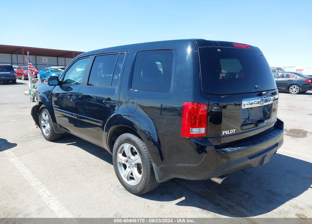 2015 HONDA PILOT EX-L VIN: 5FNYF3H57FB031906