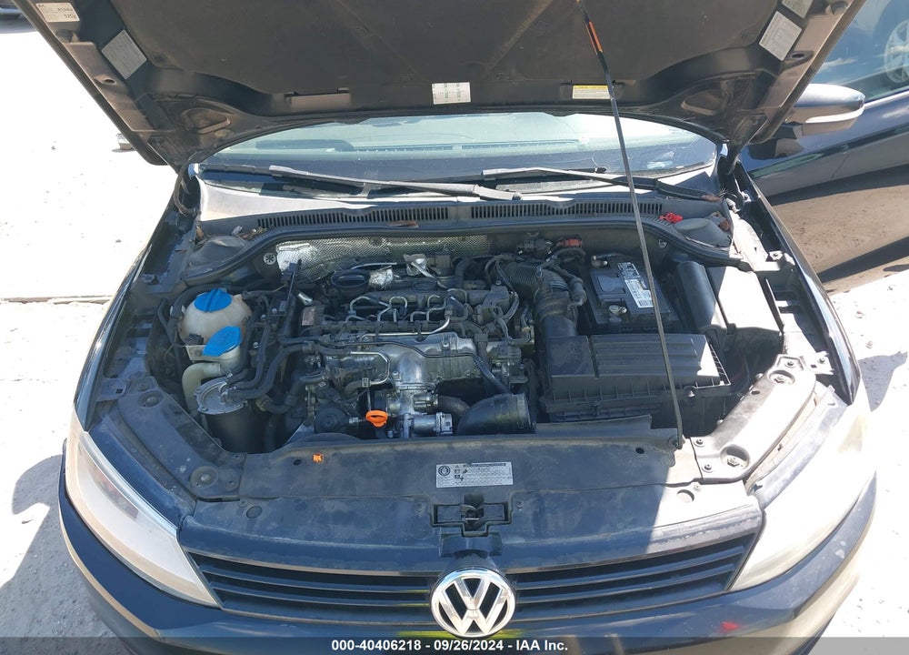 2012 VOLKSWAGEN JETTA 2.0L TDI VIN: 3VWLL7AJ7CM412192