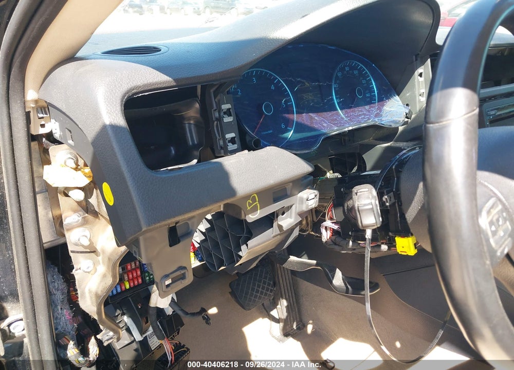 2012 VOLKSWAGEN JETTA 2.0L TDI VIN: 3VWLL7AJ7CM412192