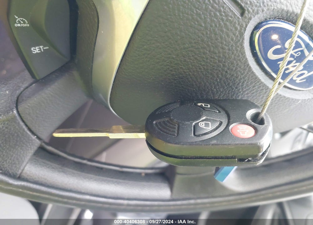 2016 FORD ESCAPE VIN: 1FMCU0GX2GUB30669