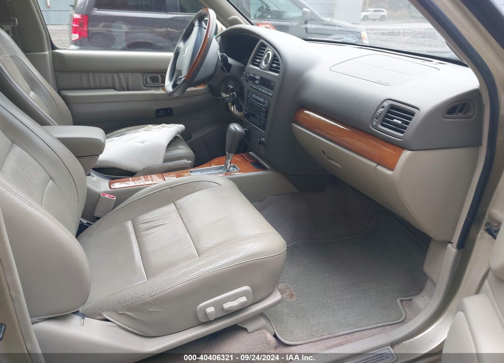 2002 INFINITI QX4 LUXURY VIN: JNRDR09Y02W262570