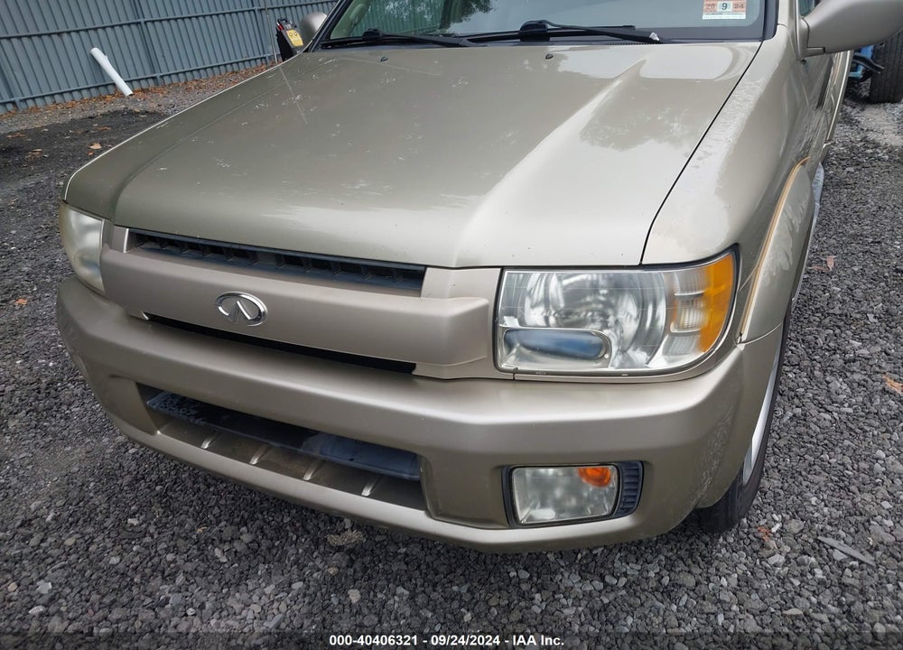 2002 INFINITI QX4 LUXURY VIN: JNRDR09Y02W262570