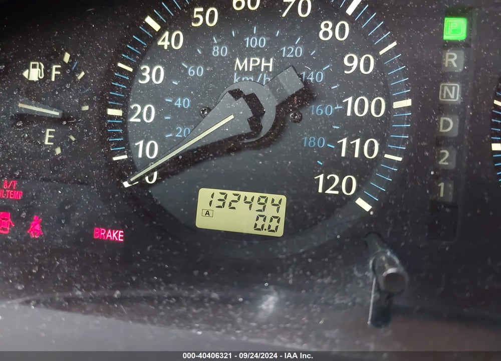 2002 INFINITI QX4 LUXURY VIN: JNRDR09Y02W262570