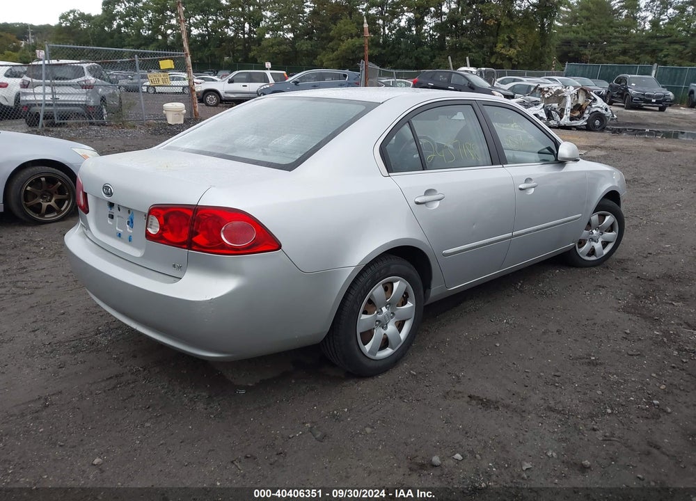 2007 KIA OPTIMA LX VIN: KNAGE123175156135