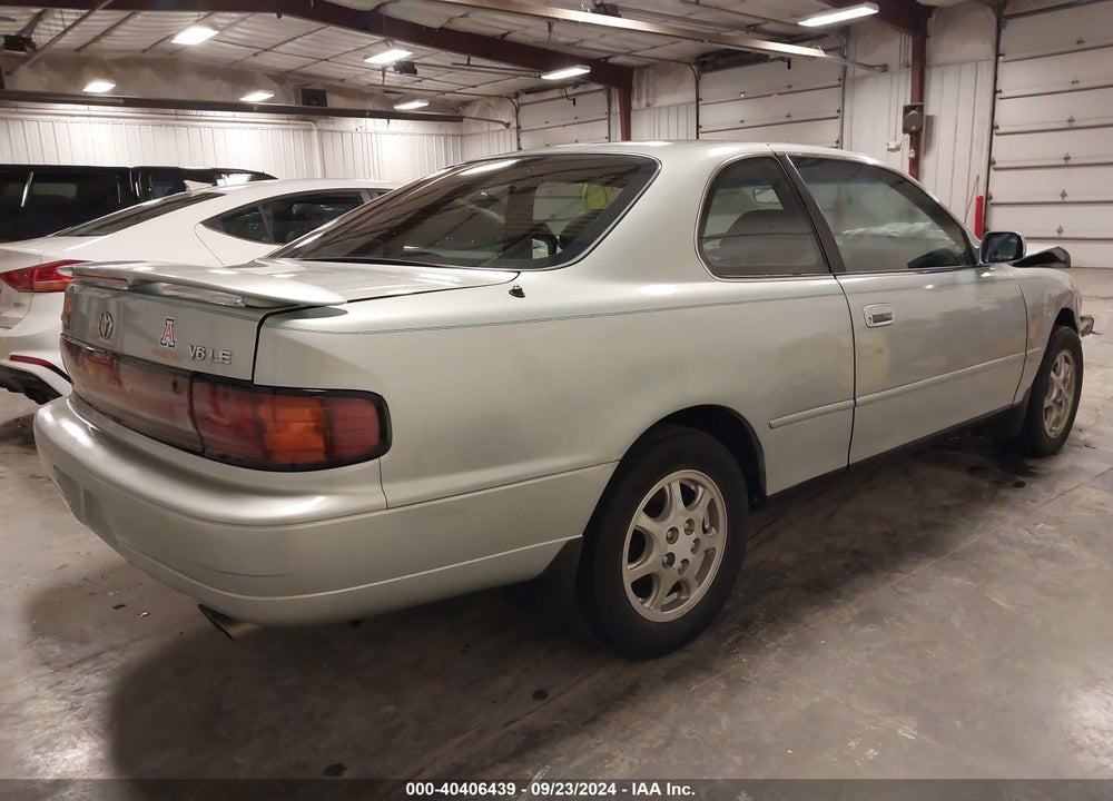 1994 TOYOTA CAMRY LE VIN: 4T1GK12C2RU018314