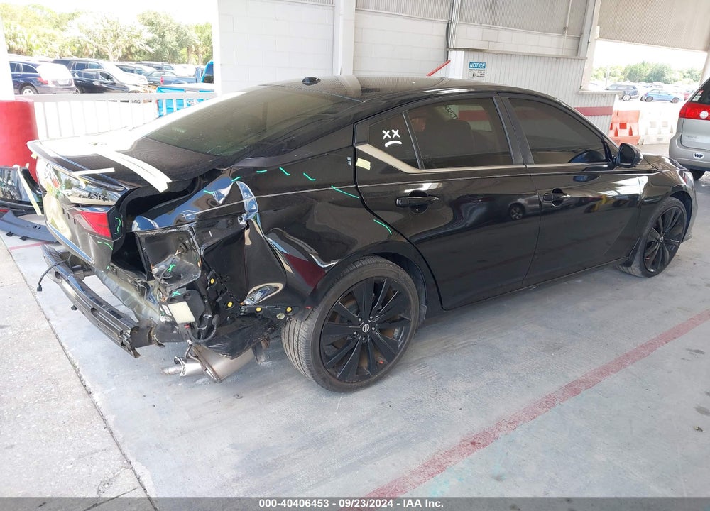 2022 NISSAN ALTIMA SR FWD VIN: 1N4BL4CV7NN368111