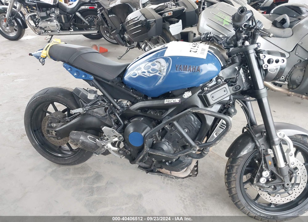 2016 YAMAHA XSR900 60TH ANNIVERSARY VIN: JYARN47E9GA000175