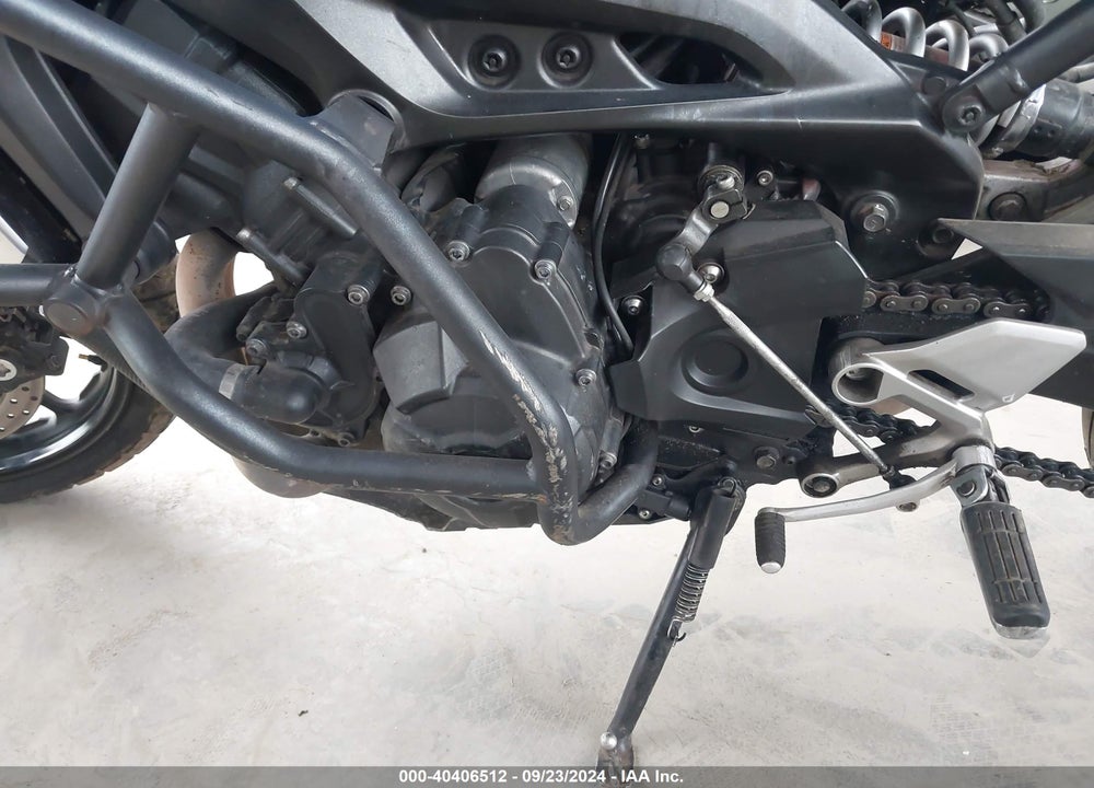 2016 YAMAHA XSR900 60TH ANNIVERSARY VIN: JYARN47E9GA000175