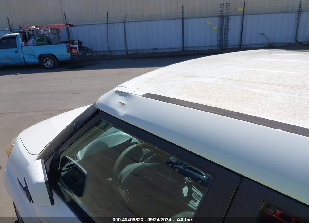 2012 KIA SOUL VIN: KNDJT2A51C7477159